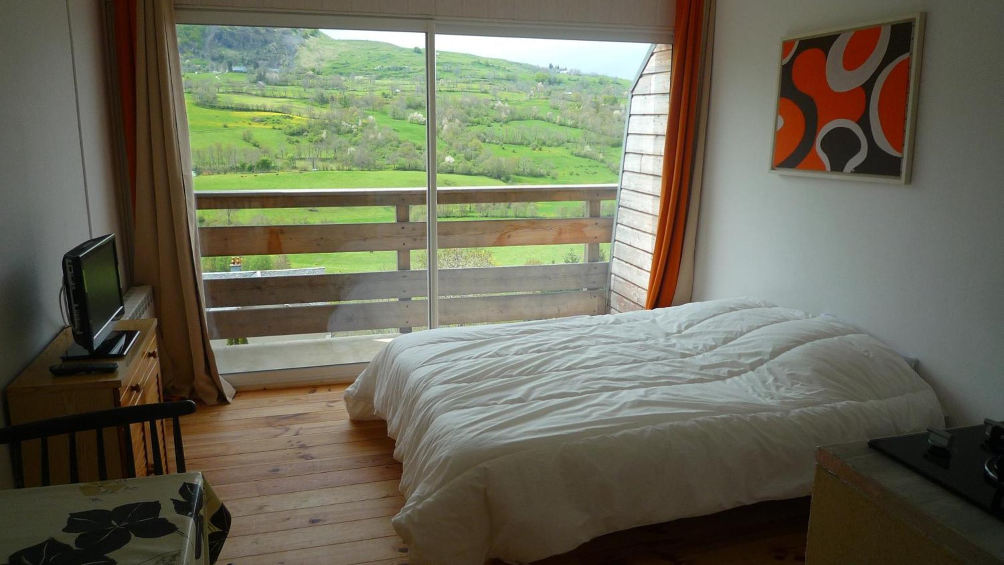 Naturessime Eco Village&Spa Cheylade Rum bild